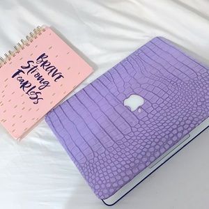 Snakeskin MacBook Pro case 💻